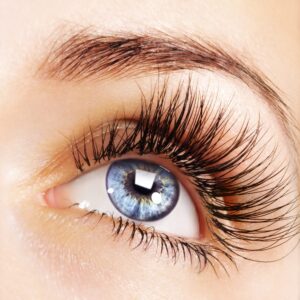 Spooktacular Lashes with Latisse